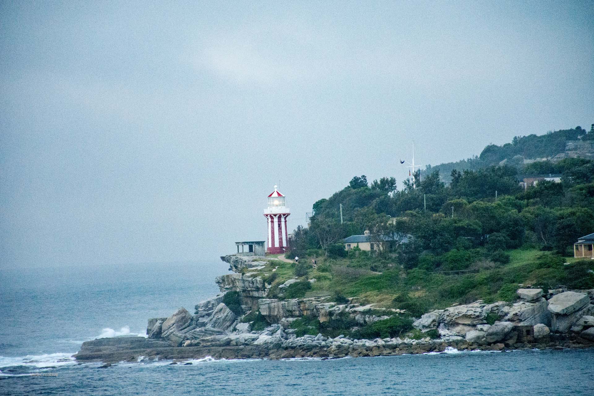 Sailing through Sydney Heads