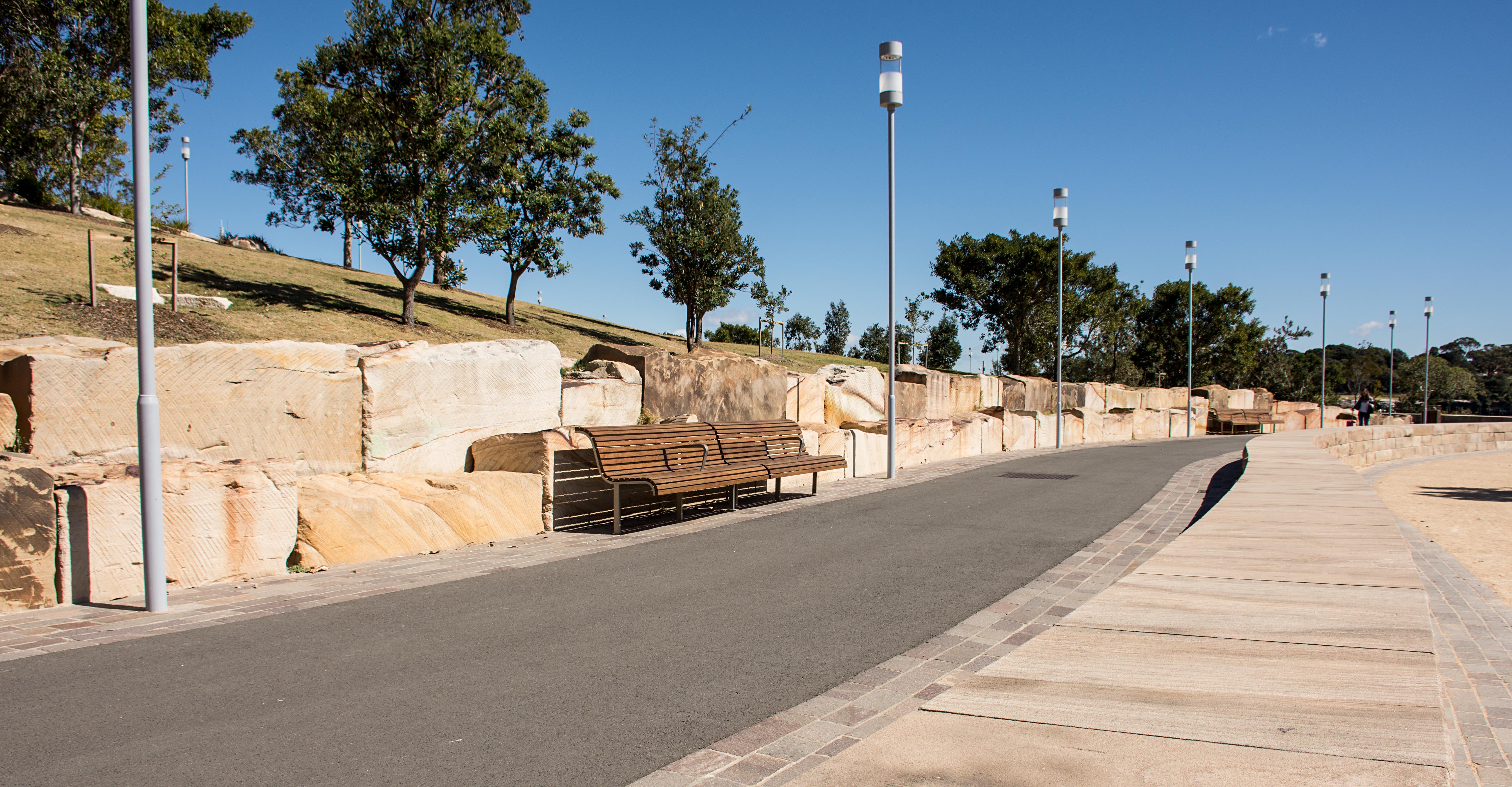 A Walkway from Sydney to Darling Harbour