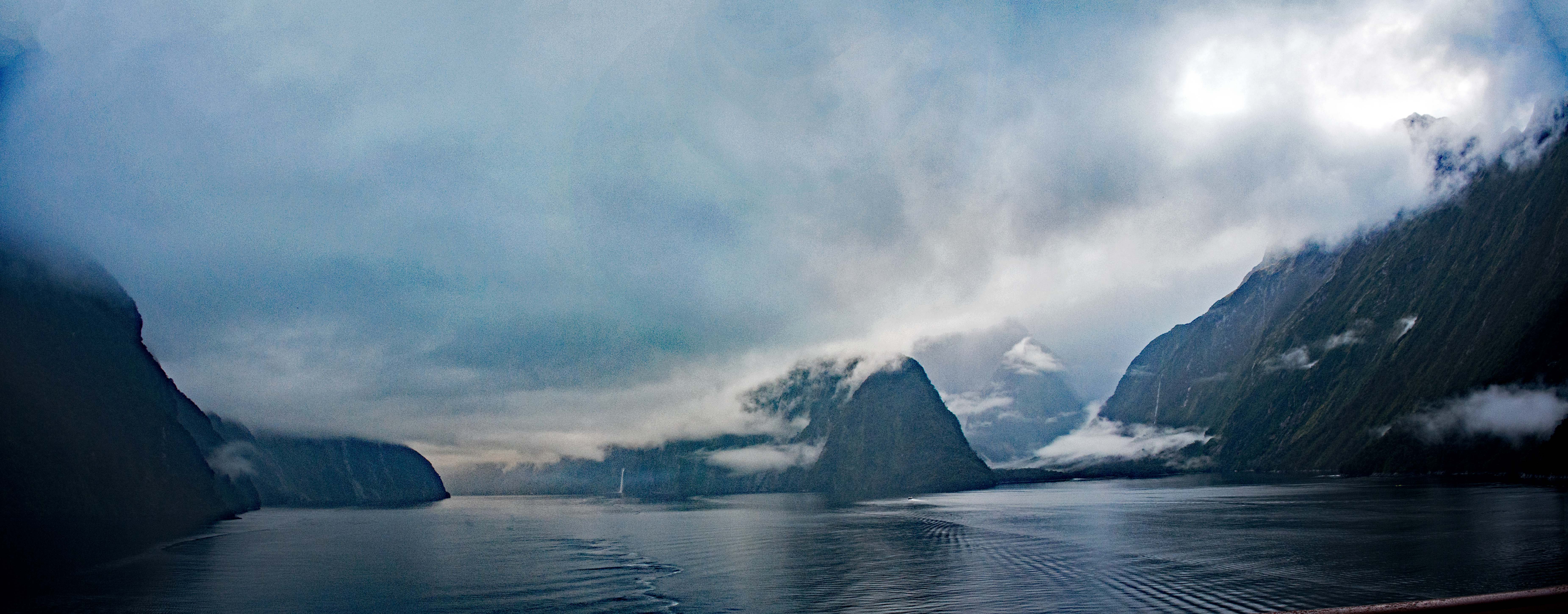 Milford Sound, Early Morning Mist